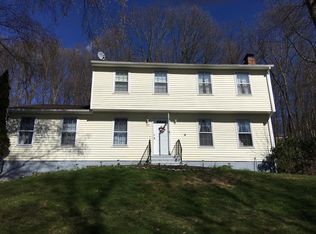 131 Big Horn Rd, Shelton, CT 06484