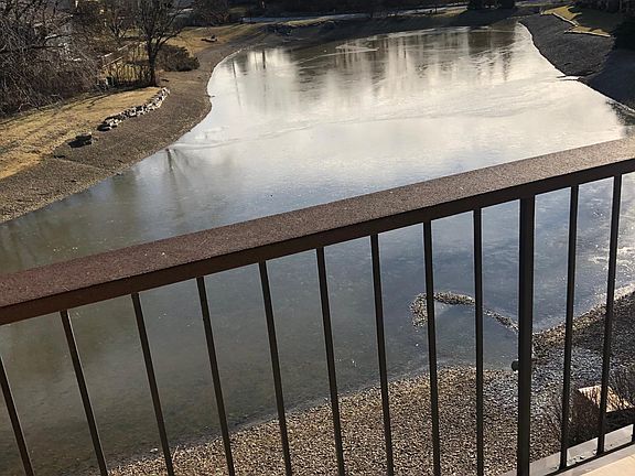 2nd image of 6 Cinnamon Creek Dr APT 3S