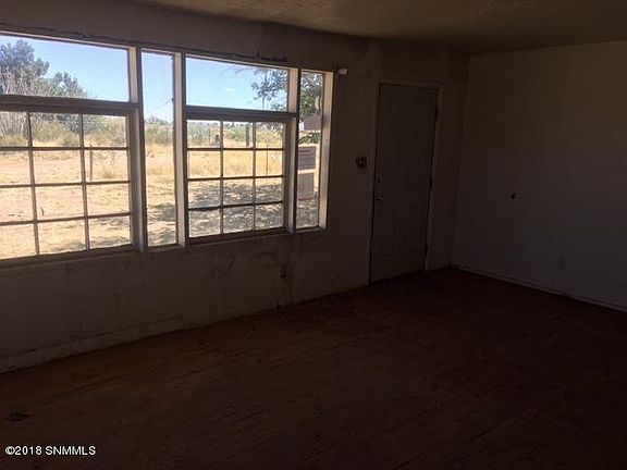 2nd image of 9486 Dragonfly Ave