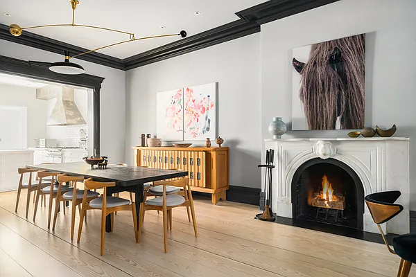 Sold by Compass | media 4