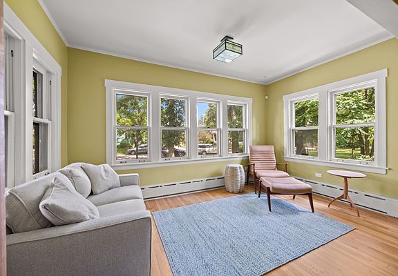 4th image of 22 Keystone Ave