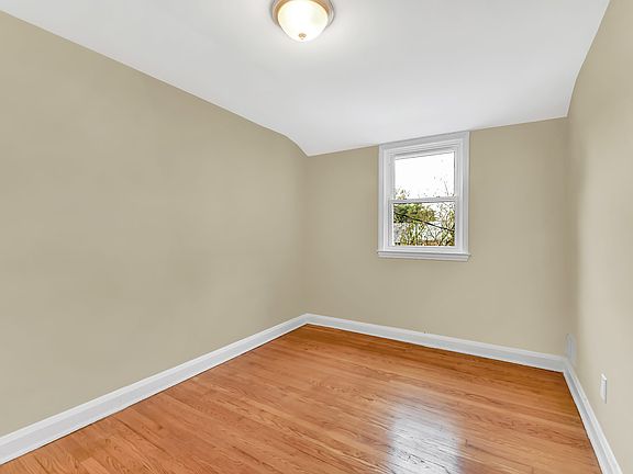 1605 Thetford Road-12-SMALL_02172026