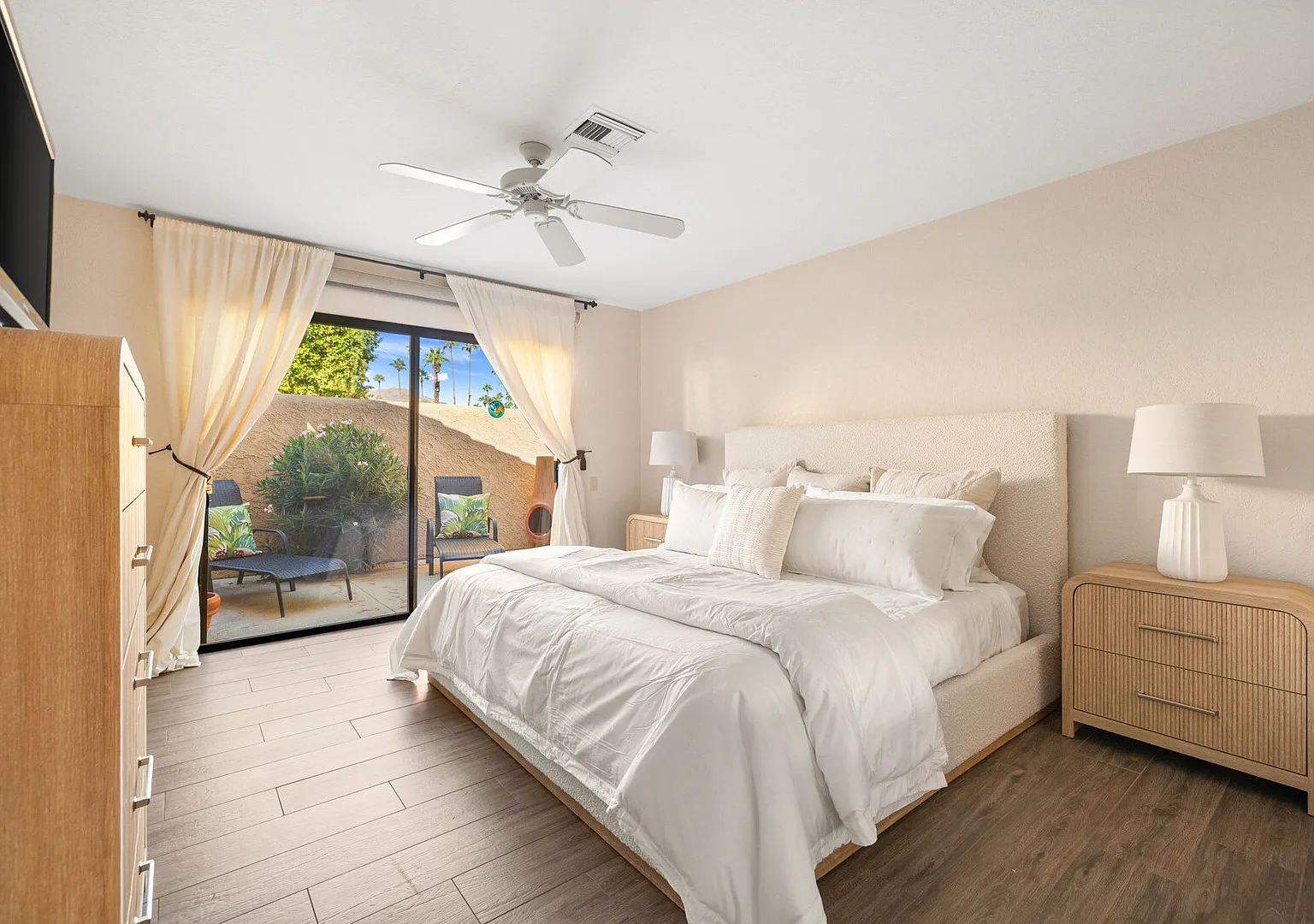 Premier Ironwood Condo: Pet Friendly, Mountain Views — Photo 3