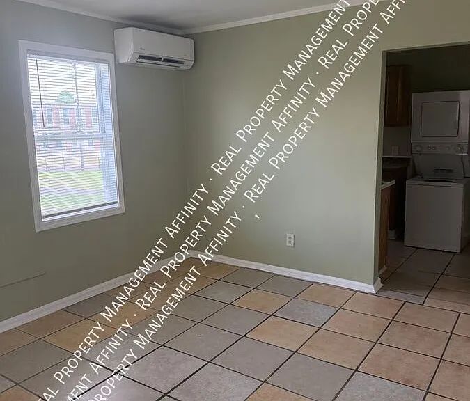 639 Mississippi Blvd #4 — Photo 4