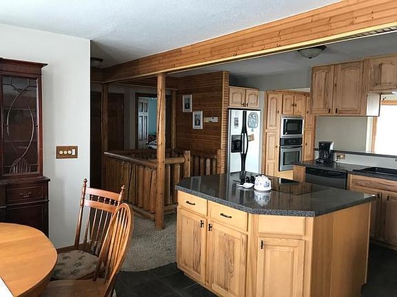 4th image of 2850 93rd St SE