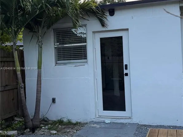 7025 NW 5th Ave #2, Miami, FL 33150