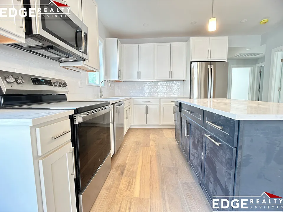 51 Fairbanks St #1