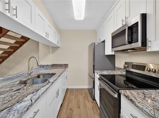 4686 Greenlaw Dr, Virginia Beach, VA 23464