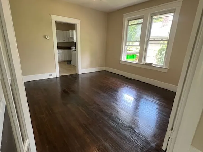 1215 Gregg Ave — Photo 3