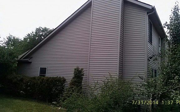 2nd image of 3838 Foxborough Ln