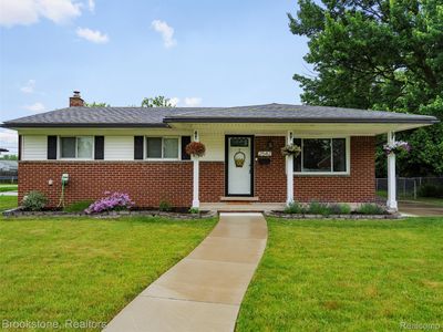 2542 Pall Mall Dr, Sterling Heights, MI, 48310