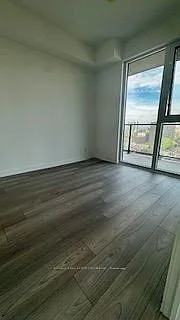 285 Dufferin St #924 — Photo 8