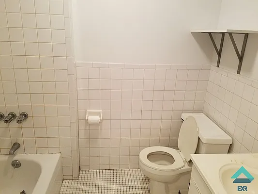 Rented by EXR | media 51