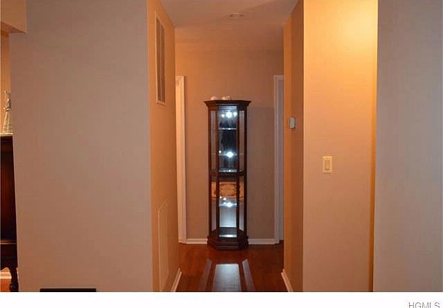 2nd image of 60 Milford Ln #2C