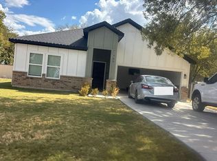 709 W Enon Ave, Everman, TX 76140