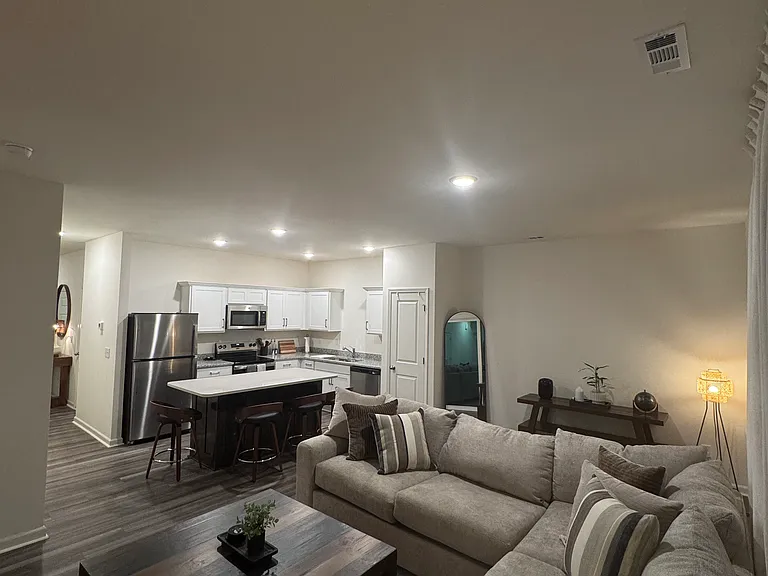 2115 Trailside Dr #2 — Photo 5