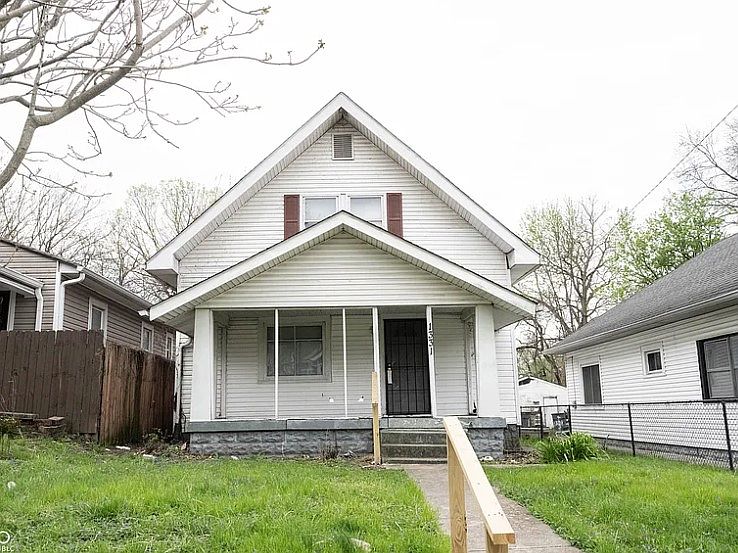 1st image of 1331 W 34th St