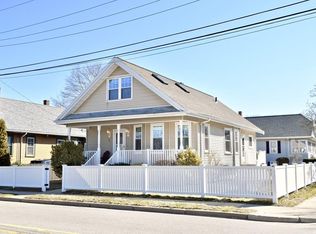 47 Sycamore St, Fairhaven, MA 02719