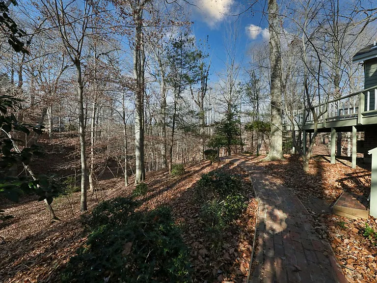 208 Fairfax Way — Photo 85