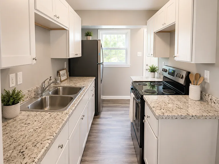 448 Midlothian Rd — Photo 3