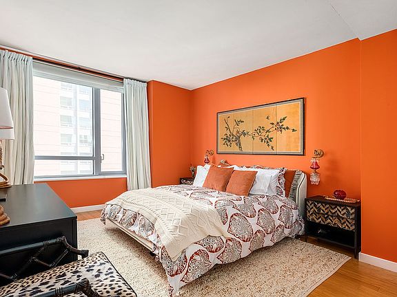 5th image of 2 River Ter APT 9C