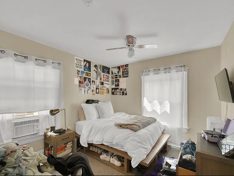 807 Foster St — Photo 19