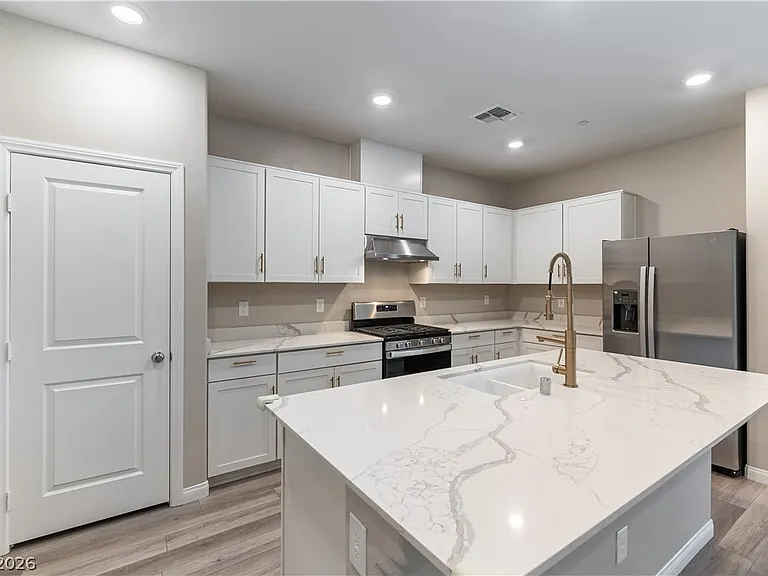 3516 Punta Tersiva Ln — Photo 7