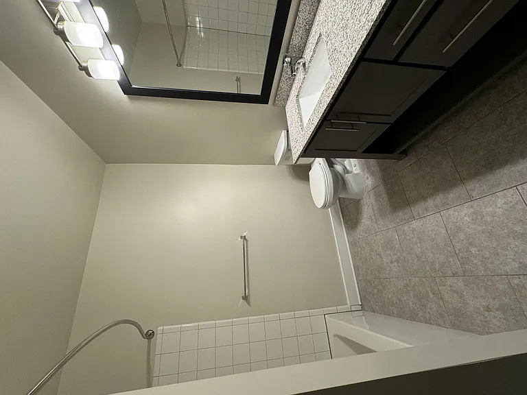 The Kirkwood Apartments at Edgewood — Photo 101
