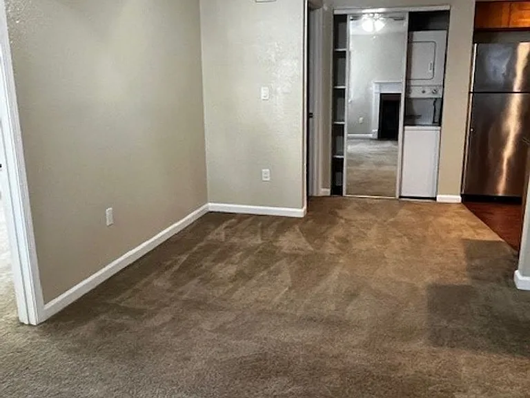 Carmel Woods Apartments — Photo 75