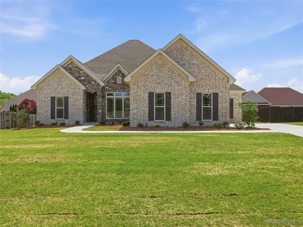 115 Andiron Ct, Prattville, AL 36067