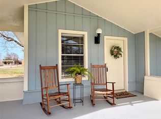 300 E Plummer St, Eastland, TX 76448