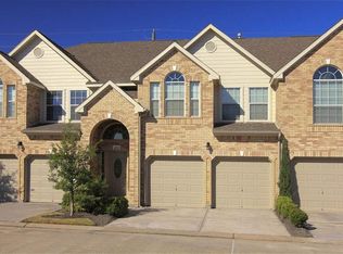 6407 W Linpar Ct, Houston, TX 77040