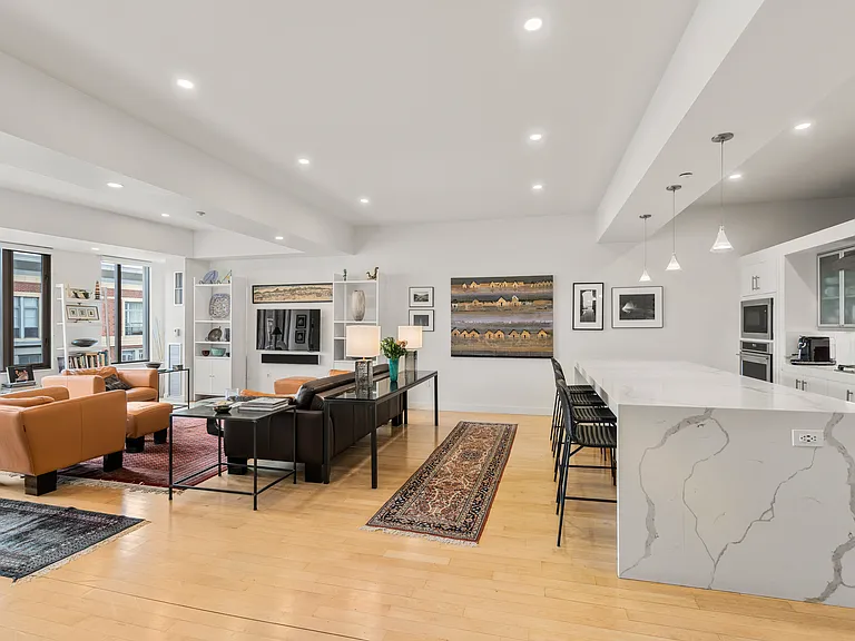 1313 Washington St #608 — Photo 9