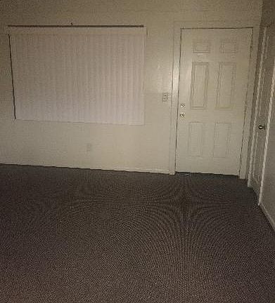 3rd image of 4921 Culver St