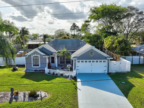 1326 SE Preston Ln Lane, Port St Lucie, FL 34983