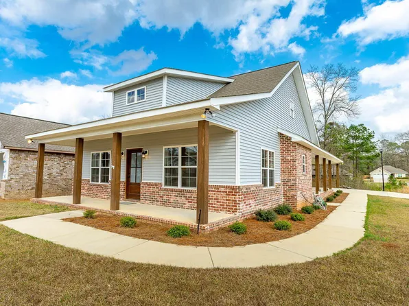 2 Old Chestnut Dr, Hattiesburg, MS 39402