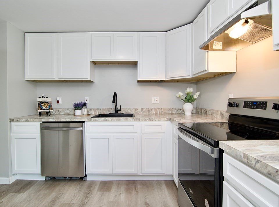 261 Sunrise Ter, Springfield, MA 01119 Zillow