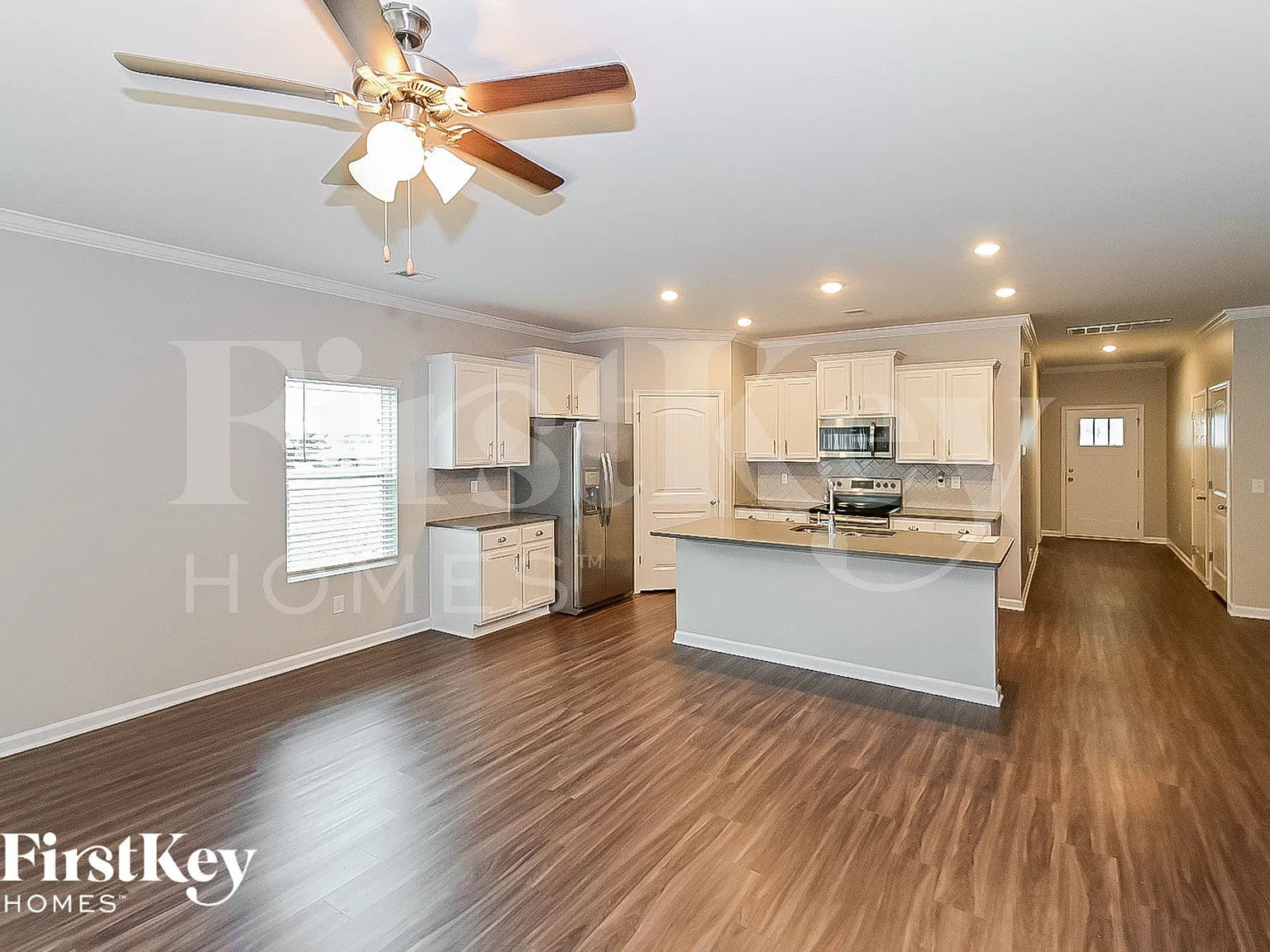 4 bed, 3.0 bath, 2141 sqft, $2,415 — Photo 3