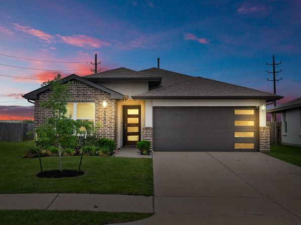 7638 Rainham Valley Ln, Richmond, TX 77407