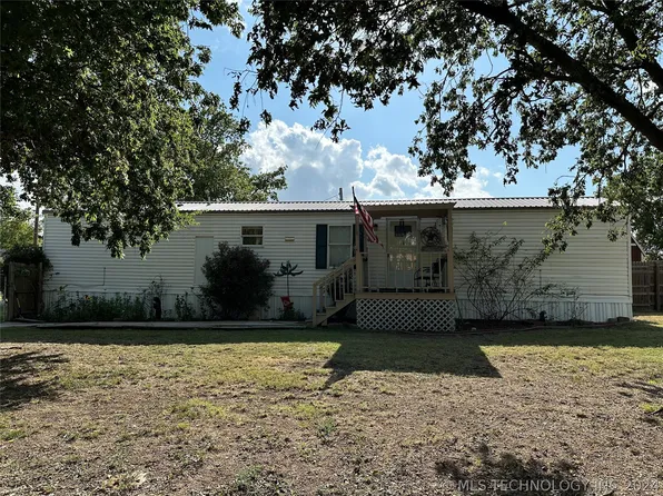 1402 W Tulsa Ave, Sulphur, OK 73086