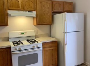 12 Oyster Bay Rd, Absecon, NJ 08201