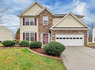 1206 Montreux Dr, Mebane, NC 27302