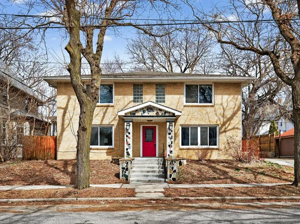 349 15th Ave NE, Minneapolis, MN 55413