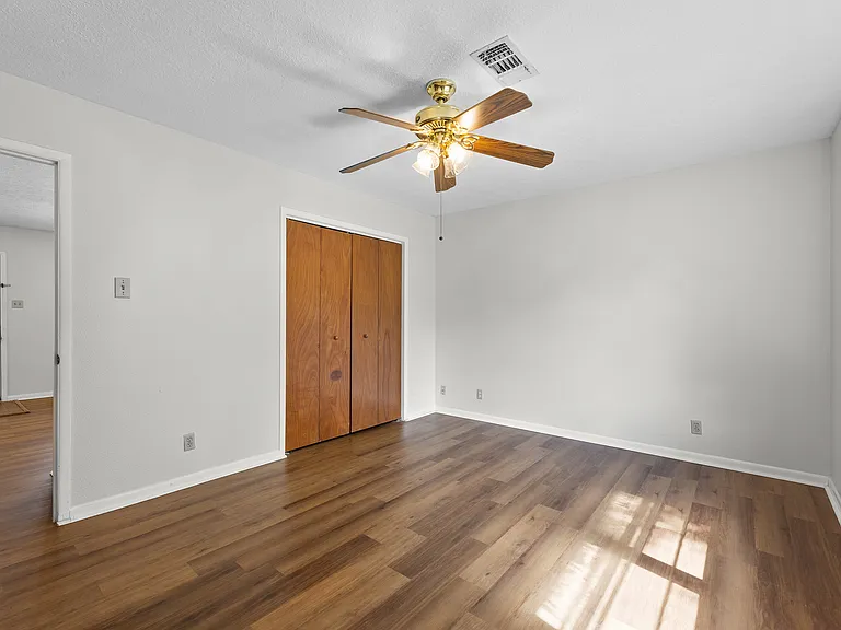 717 Cedar Bayou Rd #7 — Photo 17