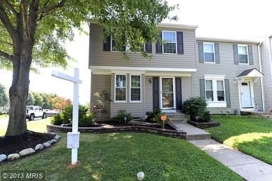 2nd image of 3340 Garrison Cir
