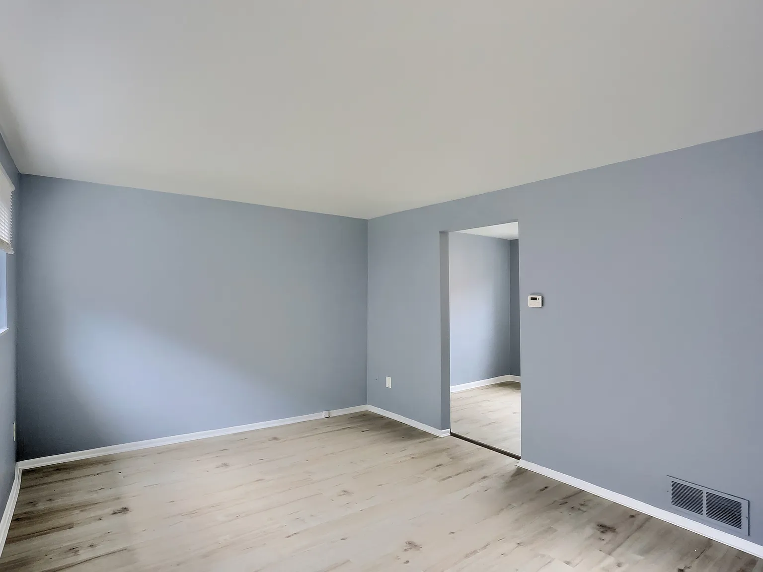 2 bed, 800 sqft, $1,095 — Photo 4