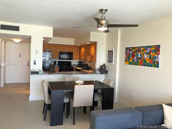 3rd image of 6900 Bay Dr APT 11E
