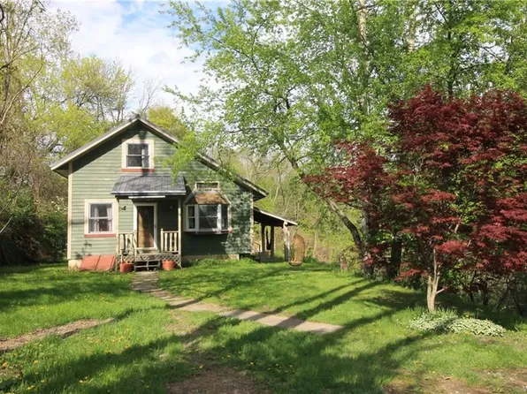 37 Emerald St, Fillmore, NY 14735