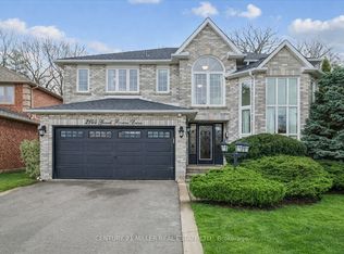 2144 Grand Ravine Dr, Oakville, ON L6H 6B4