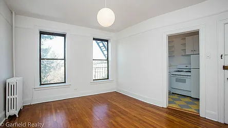 Rented by Garfield Realty 